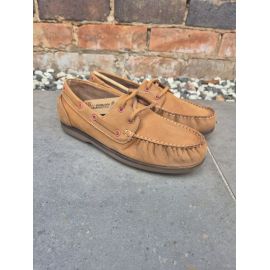 Dartmouth Honey Nubuck Deck Shoe with Pink Eyelets, image 